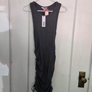 Light Green Fitted Dress – Sexy & Versatile